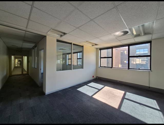 208M² OFFICE TO LET IN ROSEBANK